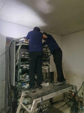 災(zāi)后重建眾志成城，恢復(fù)市政供電的第2天，核磁共振成功恢復(fù)運(yùn)行！(圖28)